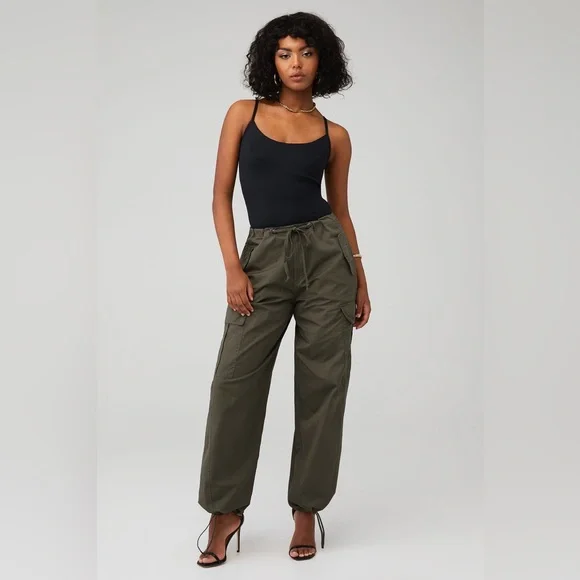 Nwt Good American  PARACHUTE PANT ‎ Fatigue olive Green Pants - Picture 2 of 12